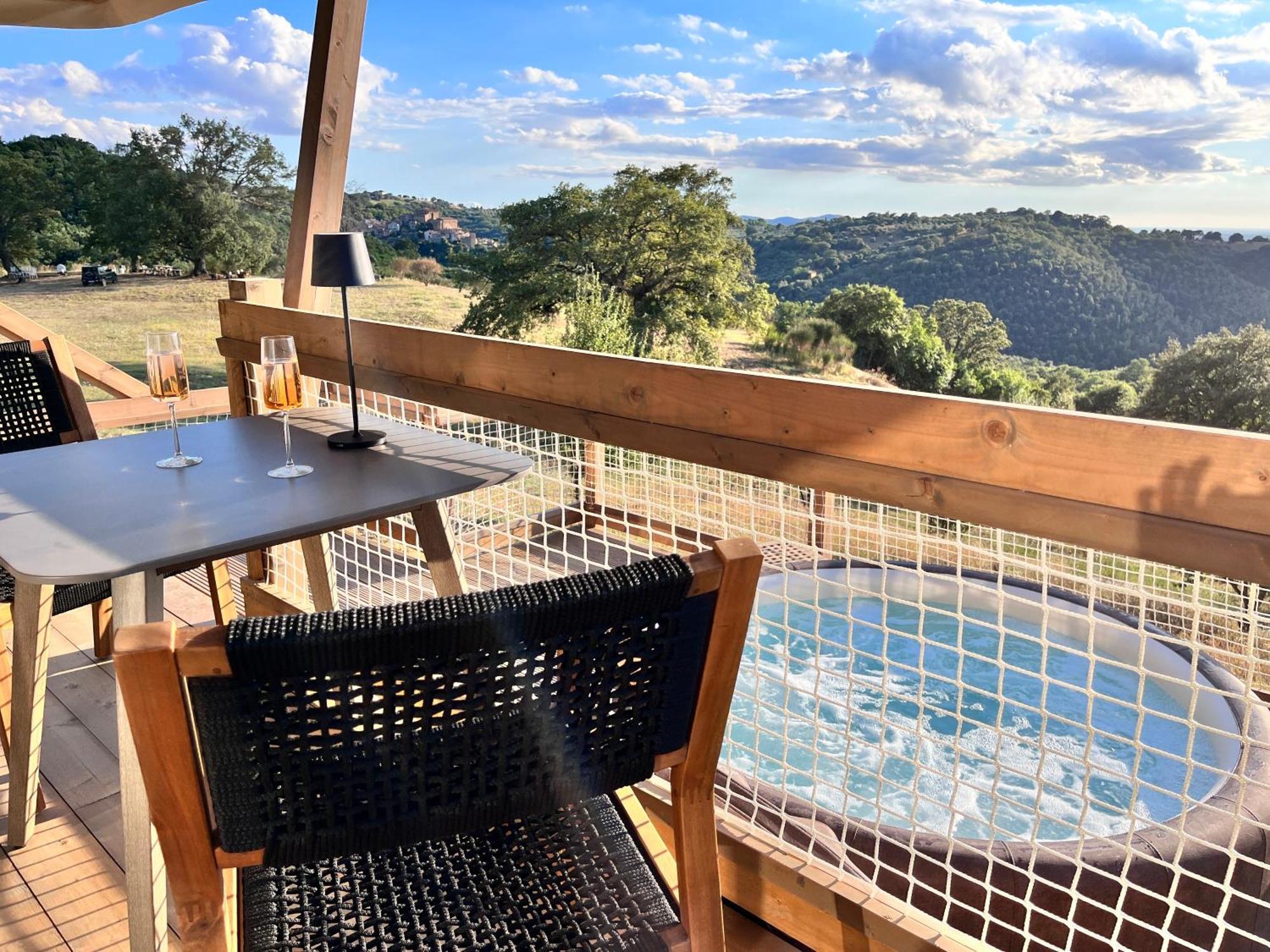Glamping - Il Giardino Di San Giorgio "Armida" Hotel Montorgiali Luaran gambar